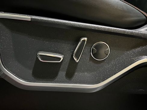 Used 2023 Ford F150 Raptor w/ Blue Interior Package image 15