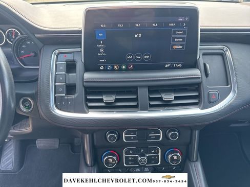 Used 2021 Chevrolet Suburban RST AWD/4WD image 14