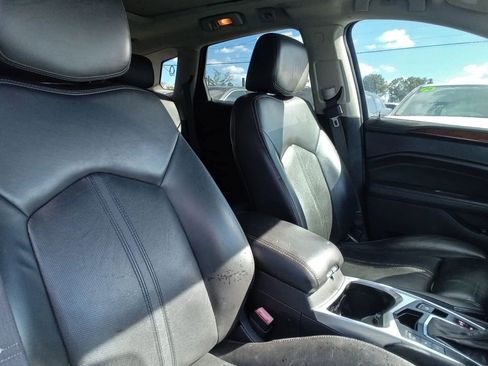 Used 2013 Cadillac SRX Premium image 17