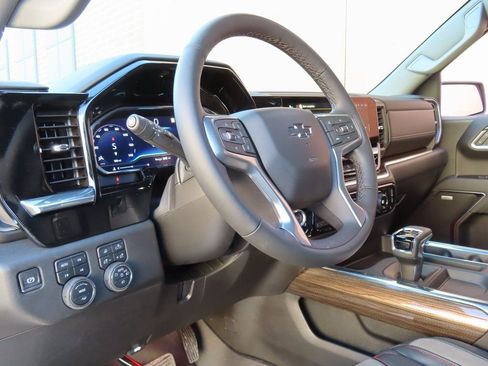 New 2025 Chevrolet Silverado 1500 RST AWD/4WD image 26