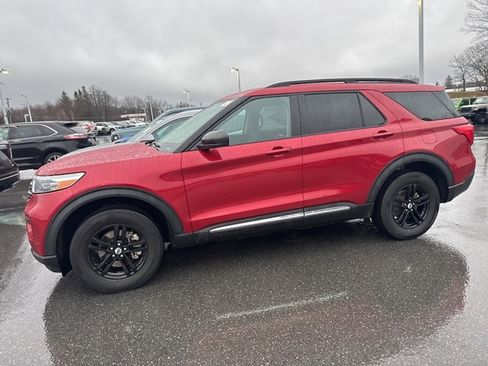 Certified 2023 Ford Explorer XLT image 8