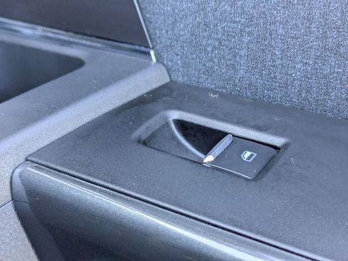 Certified 2023 Ford F150 Lariat w/ Equipment Group 502A High image 36