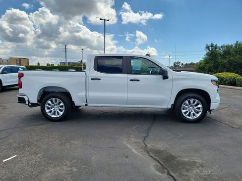 Used 2026 Chevrolet Silverado 1500 Custom image 9