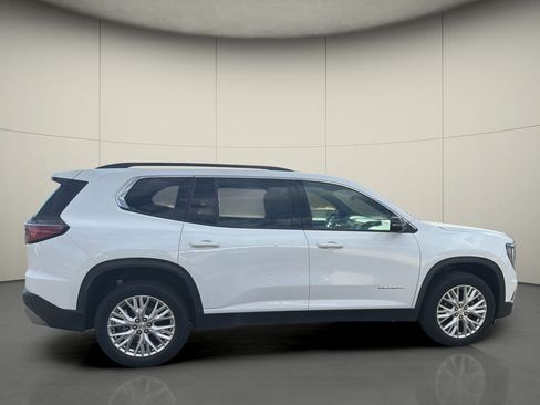 Used 2024 GMC Acadia Elevation AWD/4WD image 8