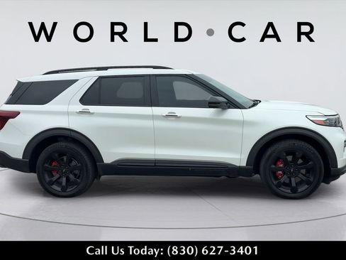 Used 2023 Ford Explorer ST w/ Equipment Group 401A AWD/4WD image 4