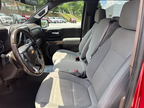 Used 2022 Chevrolet Silverado 1500 LT AWD/4WD image 31
