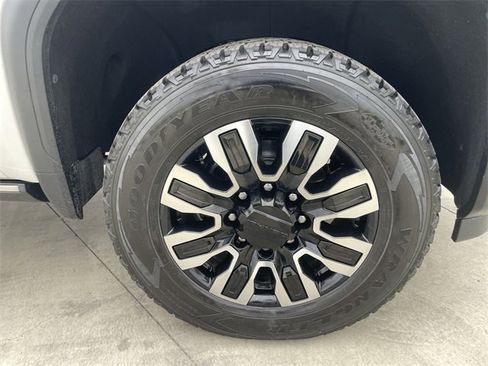 Used 2024 GMC Sierra 2500 Denali Ultimate w/ Max Trailering Package image 34