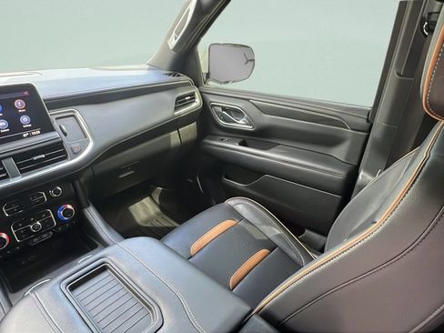 Used 2021 GMC Yukon AT4 w/ AT4 Premium Package AWD/4WD image 13