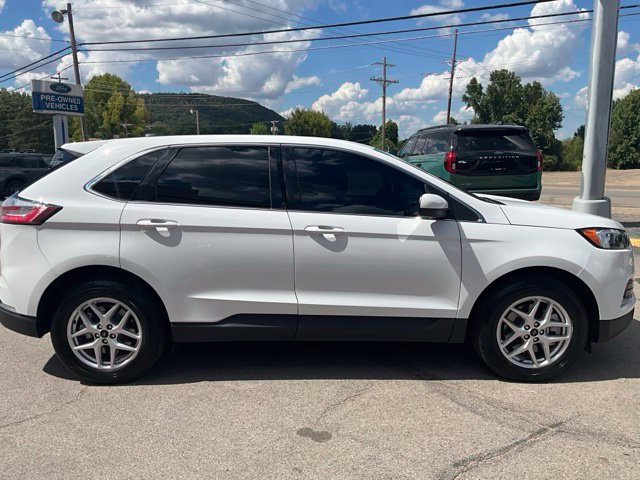 Used 2024 Ford Edge SEL AWD/4WD image 3