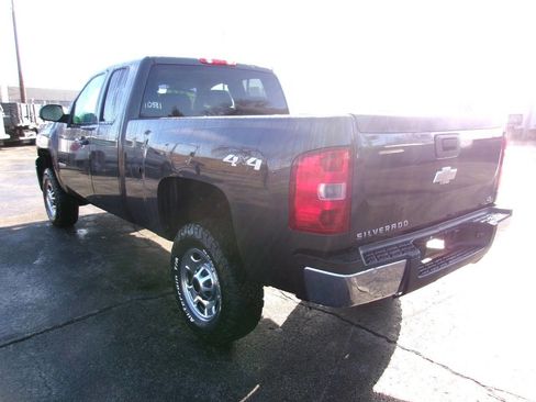 Used 2011 Chevrolet Silverado 2500 W/T image 6