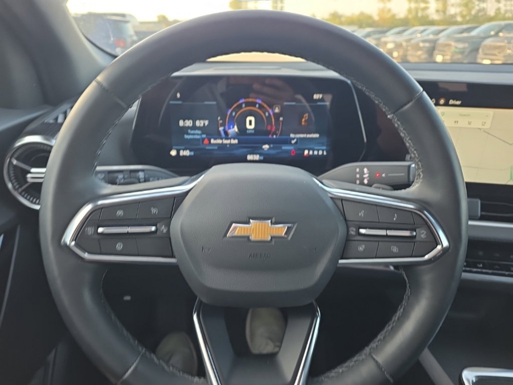 Used 2026 Chevrolet Equinox LT w/ Convenience Package II FWD image 14