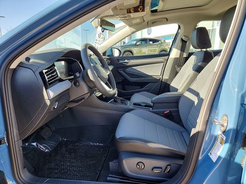 New 2026 Volkswagen Jetta SE image 13