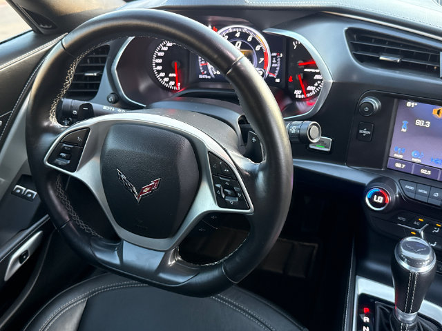 Used 2016 Chevrolet Corvette Stingray Coupe RWD image 13