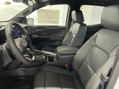 New 2026 GMC Canyon Elevation w/ Convenience Package image 12