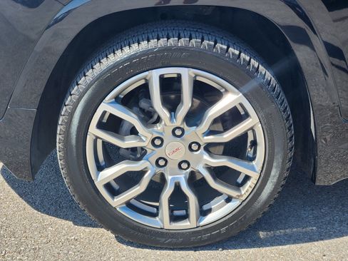 Used 2023 GMC Terrain Denali AWD/4WD image 10