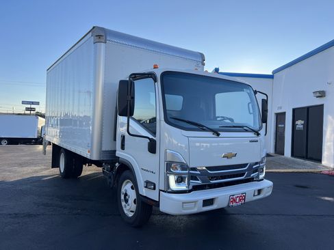 New 2025 Chevrolet Low Cab Forward RWD image 9