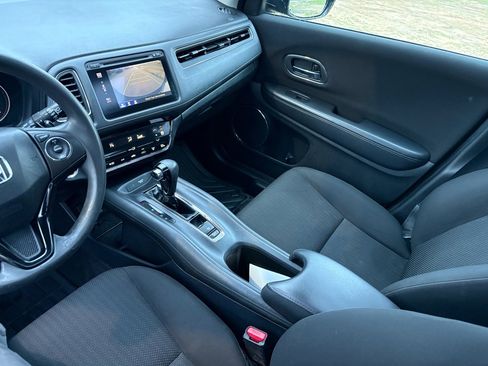 Used 2016 Honda HR-V EX image 11