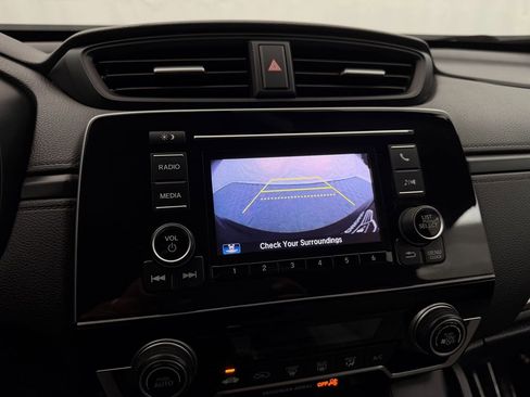 Used 2019 Honda CR-V LX image 13