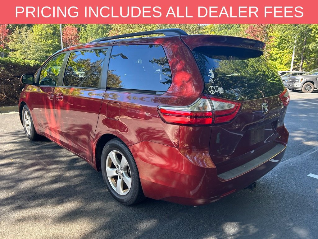 Used 2015 Toyota Sienna LE FWD image 6