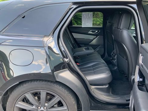 Used 2018 Land Rover Range Rover Velar R-Dynamic HSE AWD/4WD image 23