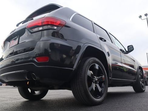 Used 2015 Jeep Grand Cherokee Altitude image 19