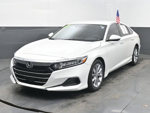 Used 2021 Honda Accord LX image 3