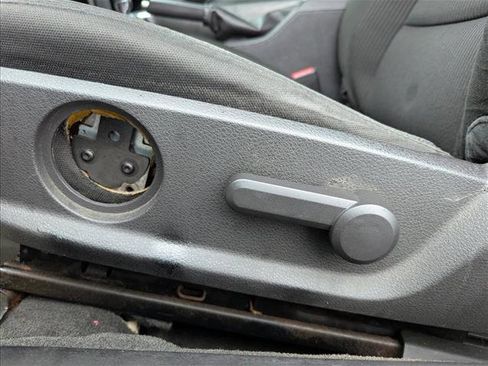 Used 2014 Ford Mustang Convertible RWD image 11