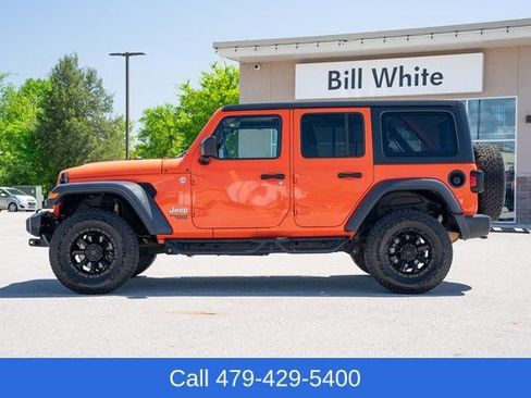 Used 2018 Jeep Wrangler Unlimited Sport S image 3