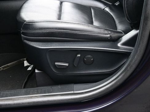 Used 2021 Ford Escape SEL image 13