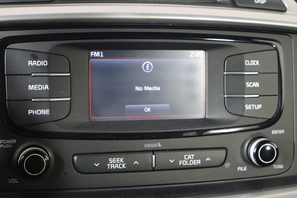 Used 2016 Kia Sorento AWD image 28