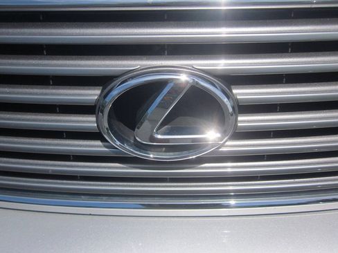 Used 2004 Lexus LS 430 RWD image 35