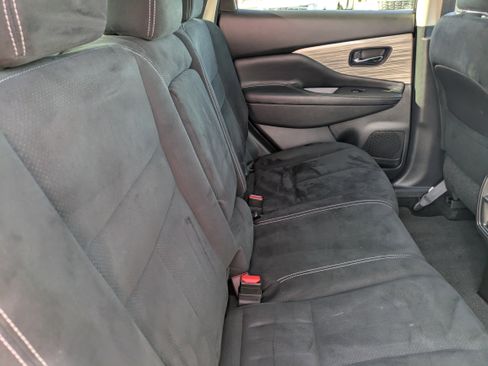 Used 2017 Nissan Murano SV image 14