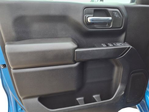 Used 2024 Chevrolet Silverado 1500 Custom image 13