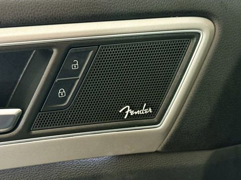 Used 2018 Volkswagen Atlas SEL Premium image 19