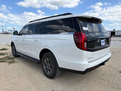 New 2026 Ford Expedition Max Active AWD/4WD image 6