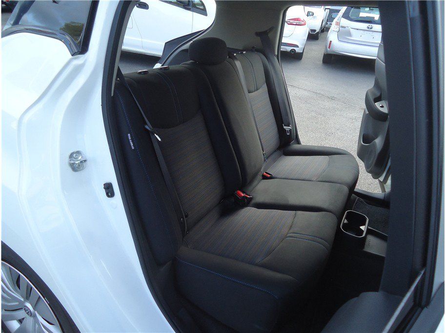 Used 2025 Nissan Leaf S FWD image 13