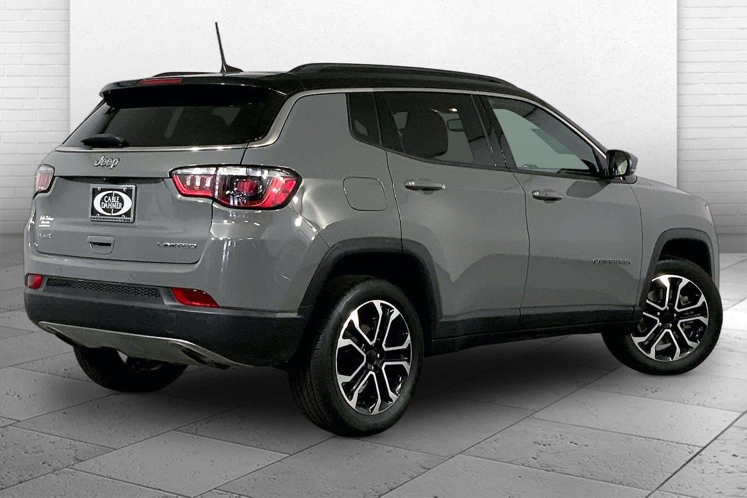 Used 2023 Jeep Compass Limited AWD/4WD image 13