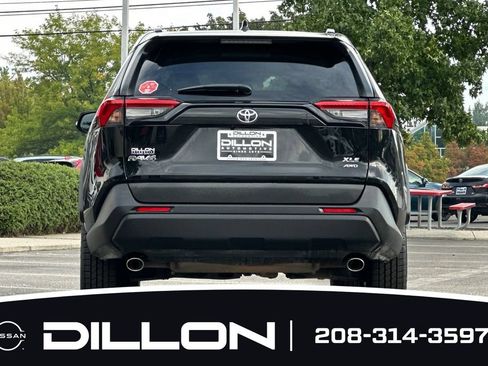 Used 2025 Toyota RAV4 XLE AWD/4WD image 5