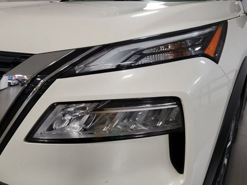 Used 2023 Nissan Rogue SL AWD/4WD image 33