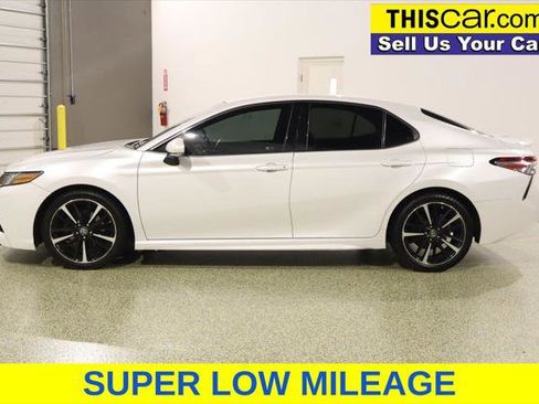 Used 2018 Toyota Camry XSE FWD image 5