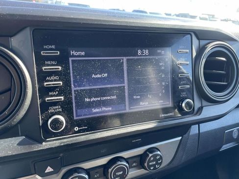 Used 2022 Toyota Tacoma SR image 38