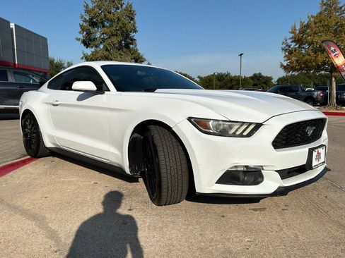 Used 2015 Ford Mustang Coupe w/ Equipment Group 051A RWD image 4