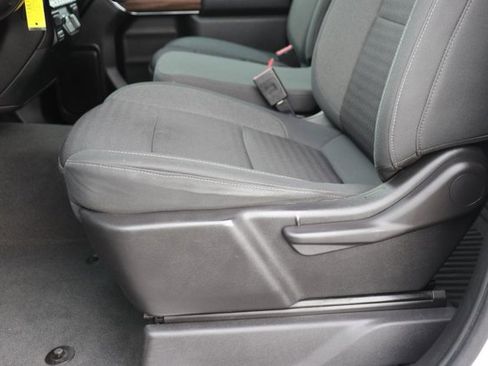 Used 2023 Chevrolet Silverado 2500 LT image 9