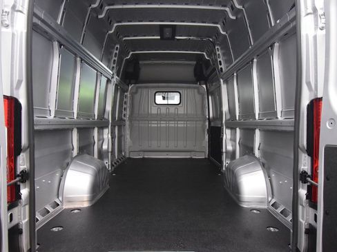 New 2026 RAM ProMaster 3500 w/ Convenience Group FWD image 19
