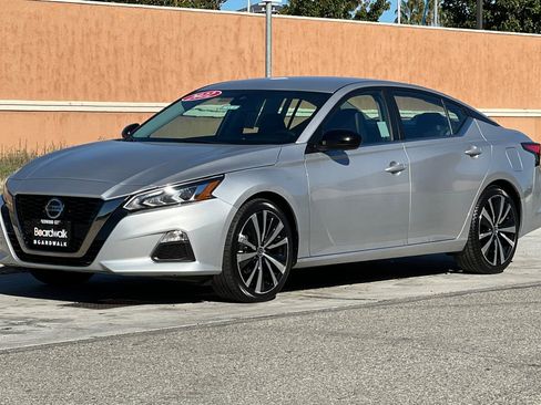Used 2022 Nissan Altima 2.5 SR image 8