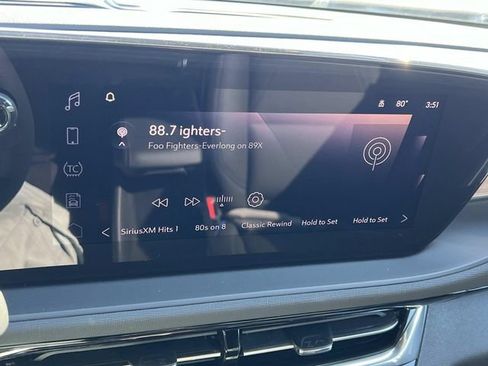 Used 2025 Buick Envista Sport Touring w/ Convenience I Package image 17