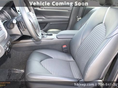 Used 2023 Toyota Camry SE image 34