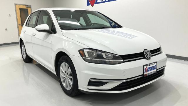 Used 2018 Volkswagen Golf S FWD image 10