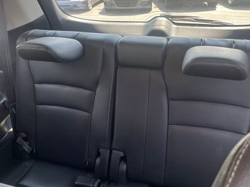 Used 2017 Honda Pilot Touring image 32