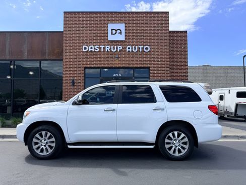 Used 2014 Toyota Sequoia Limited AWD/4WD image 5